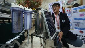 Water Purifier Tenaga Surya Menangkan AHM Best Student 2023