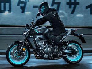 Yamaha MT-09 2024 Meluncur, Tampang Berubah Total-Fitur Makin Banyak