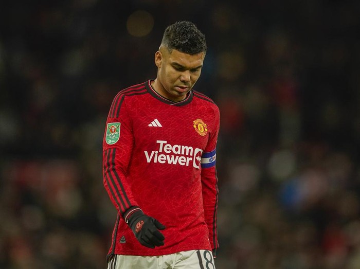 Manchester United's Casemiro leaves the pitch after the first half during the EFL Cup fourth round soccer match between Manchester United and Newcastle at Old Trafford stadium in Manchester, England, Wednesday, Nov. 1, 2023. (AP Photo/Dave Thompson)