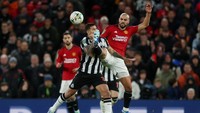 Skor 2-0 menutup babak pertama. Lee Smith/Action Images via Reuters  