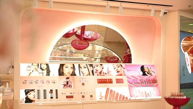 ESQA Cosmetics Store