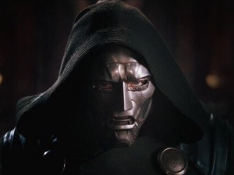 Fantastic Four (2005) Julian McMahon sebagai Victor Von Doom atau Doctor Doom dalam Fantastic Four (2005).