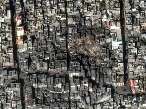 Foto Satelit Sebelum dan Setelah Kamp Pengungsi Gaza Dibom Israel Foto Satelit Sebelum dan Setelah Kamp Pengungsi Gaza Dibom Israel