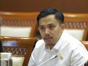 Legislator PDIP Minta Pembuat-Admin Grup FB Fantasi Sedarah Ditangkap Legislator PDIP Minta Pembuat-Admin Grup FB Fantasi Sedarah Ditangkap