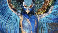 Foto Heidi Klum Jadi Merak untuk Halloween 2023, Penampilannya di Luar Nalar