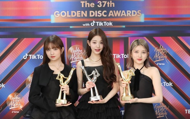 Potret pemenang acara Golden Disc Award ke-37/ Foto: instagram.com/golden_disc Potret pemenang acara Golden Disc Award ke-37