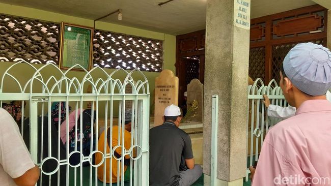 Suasana Masjid Riyadh Solo Saat Haul Habib Ali
