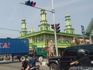 Lampu Bangjo Simpang Empat Jalan Jogja-Solo Jombor Klaten Mulai Nyala Lampu Bangjo Simpang Empat Jalan Jogja-Solo Jombor Klaten Mulai Nyala