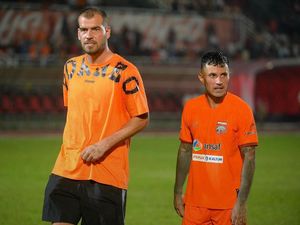 Wiljan Pluim Pulih Cepat Bersiap Main Lawan PSM Makassar Wiljan Pluim Pulih Cepat Bersiap Main Lawan PSM Makassar
