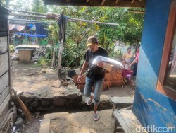 Miris! Mayat Bayi Laki-laki Dibuang di Sungai Cianjur