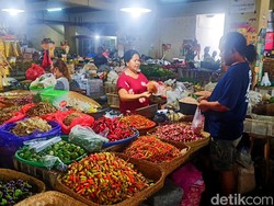 Duh! Harga Cabai di Karangasem Tembus Rp 75 Ribu per Kg