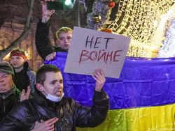 Mengapa Tak Banyak Orang Rusia Menentang Perang di Ukraina?