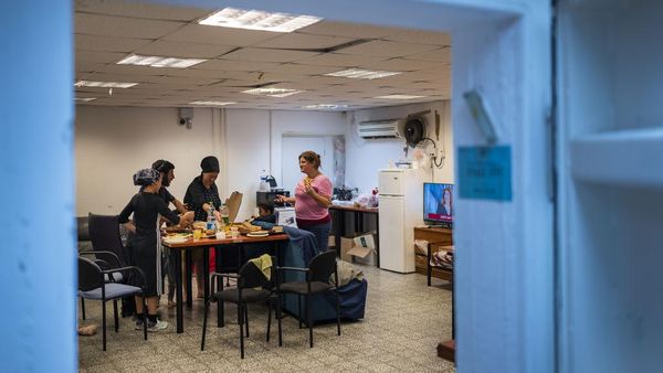 Mengintip Tempat Berlindung Warga Israel dari Serangan Roket Hamas