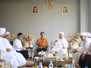 Bareng Gibran, Muzani Silaturahmi dengan Habib Jindan dan Habib Ali Kwitang
