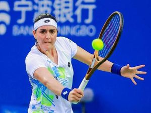 Ons Jabeur Bakal Donasikan Hadiah WTA Finals untuk Palestina Ons Jabeur Bakal Donasikan Hadiah WTA Finals untuk Palestina