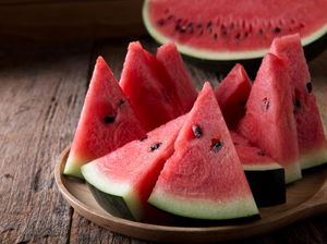 Sederet Manfaat Semangka, Cocok buat Diet Turun BB! Sederet Manfaat Semangka, Cocok buat Diet Turun BB!