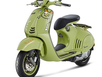 Potret Vespa 946 Edisi Khusus yang Harganya Lebih Mahal dari Mitsubishi Xpander