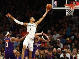 Hasil NBA: Wembanyama Gemilang, Spurs Kembali Tekuk Suns Hasil NBA: Wembanyama Gemilang, Spurs Kembali Tekuk Suns