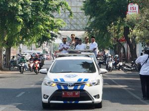 Walkot Pasuruan Pimpin Penertiban PKL & Kendaraan Parkir di Atas Trotoar