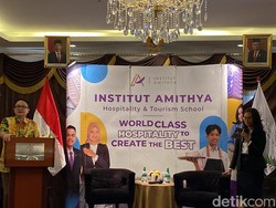 Pesan Khusus Wamendag Saat Beri Kuliah Umum di Institut Amithya Surabaya
