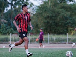 Lagi, Arema FC Pinjamkan Pemainnya ke Persikab Bandung
