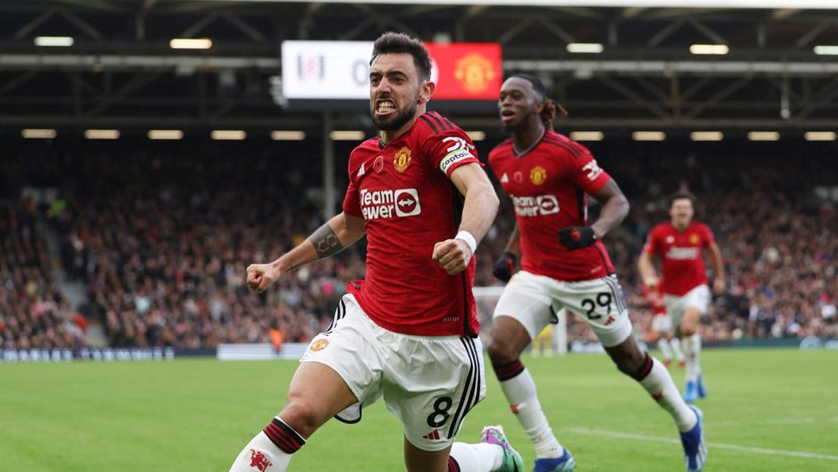 MU menang di markas Fulham. (Foto: REUTERS/HANNAH MCKAY)