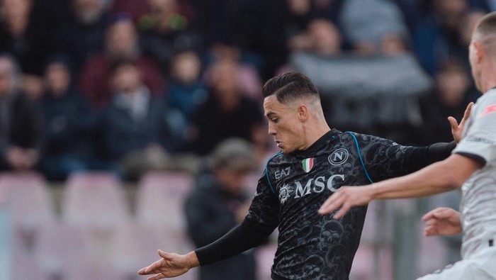 Giacomo Raspadori mencetak gol di laga Salernitana vs Napoli dalam lanjutan Liga Italia, Sabtu 4 November 2023.