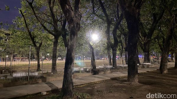 Potret Makam Tujua di Karebosi Makassar yang Dikeramatkan Warga