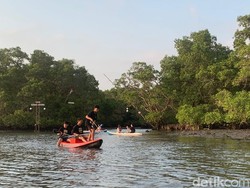 Menanti Sunset Sembari Menyusuri Hutan Mangrove di KUB Simbar Segara