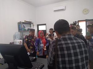 Koperasi Nelayan Se-Indonesia Belajar Pengelolaan Digital di Cilacap Koperasi Nelayan Se-Indonesia Belajar Pengelolaan Digital di Cilacap