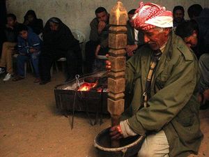 Nikmatnya Secangkir Kopi Jadi Hiburan Bagi Masyarakat Gaza Nikmatnya Secangkir Kopi Jadi Hiburan Bagi Masyarakat Gaza