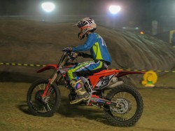 Puluhan Crosser Bersaing Taklukkan Trek Panjang Sirkuit Rampal Malang