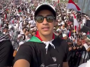 Aksi Abidzar Al Ghifari Ikut Aksi Bela Palestina di Monas