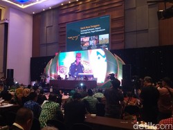 Momen Anies Lupa Materi Saat Jelaskan Pengambilan Kebijakan di Silaknas ICMI