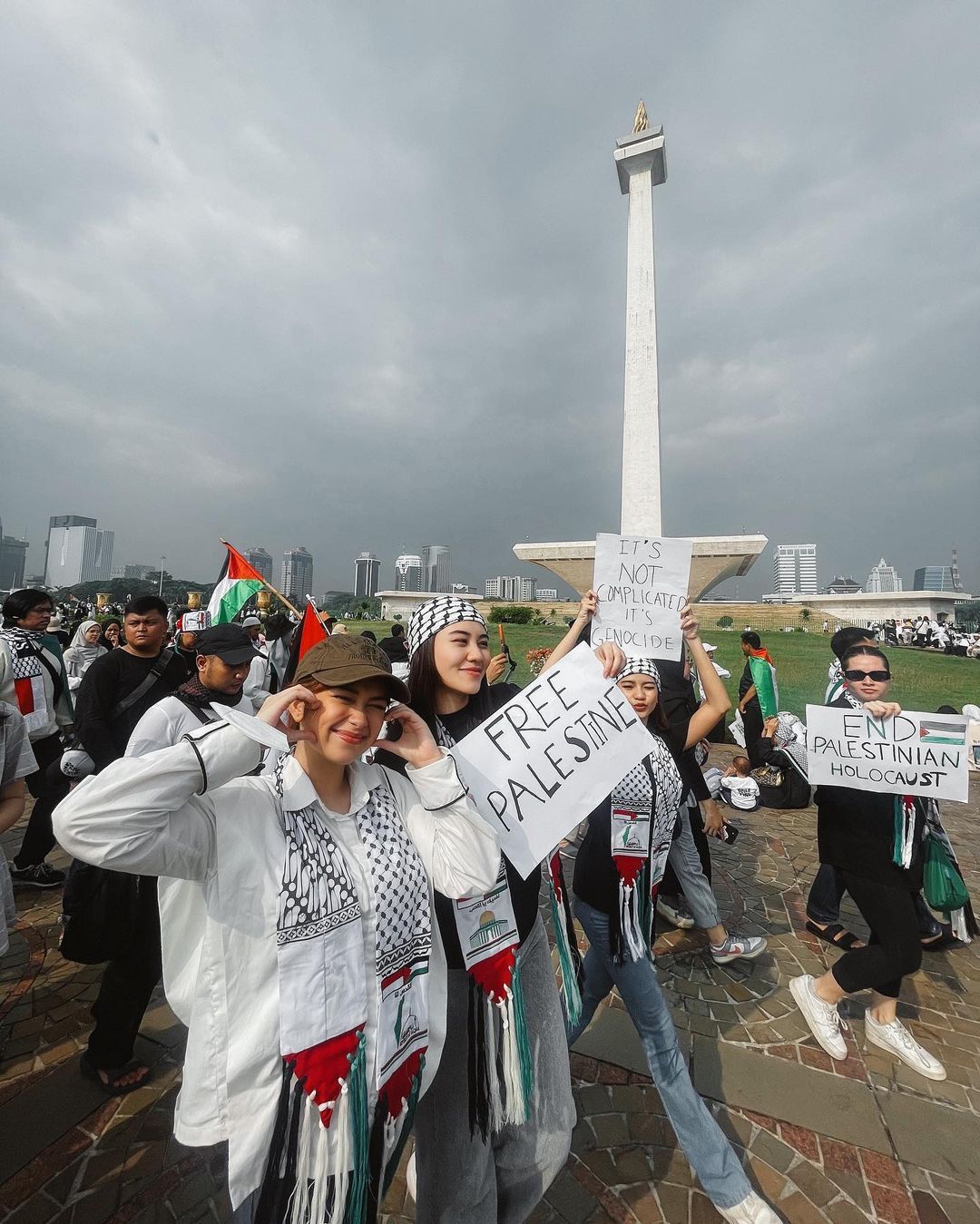 Artis Ikut Demo Bela Palestina