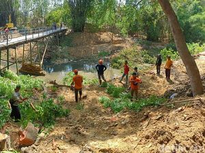 PUPR dan BPBD Pamekasan Normalisasi Sungai Antisipasi Banjir Tahunan