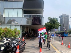 Gerai McD dan Starbucks di Sarinah Tutup Saat Aksi Bela Palestina di Monas