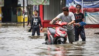 Anggota DPRD Dorong Pemprov DKI Segera Keruk Saluran Air Demi Cegah Banjir