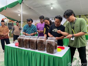 Serunya Lomba Racik dan Linting Tembakau Perdana di Blitar Serunya Lomba Racik dan Linting Tembakau Perdana di Blitar