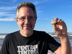 Jutawan Jual Perusahaan, Bangun 99 Rumah untuk Tunawisma