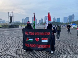 Massa Mulai Padati Aksi Bela Palestina di Monas Pagi Ini