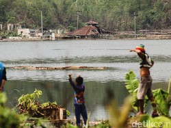Kampung Karian Nyaris Mati, Ditenggelamkan Sebentar Lagi