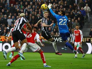 Newcastle Vs Arsenal: VAR Cek 3 Insiden Sebelum Sahkan Gol Gordon Newcastle Vs Arsenal: VAR Cek 3 Insiden Sebelum Sahkan Gol Gordon
