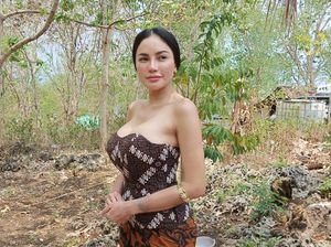 Nikita Mirzani  Tertantang Syuting Film Horor di Pelosok Desa