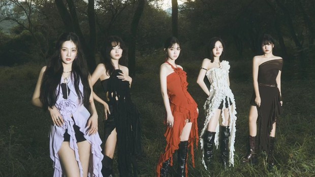Potret Red Velvet dalam foto konsep album 'What A Chill Kill'/ Foto: instagram.com/redvelvet.smtown Potret Red Velvet dalam foto konsep album 'What A Chill Kill'