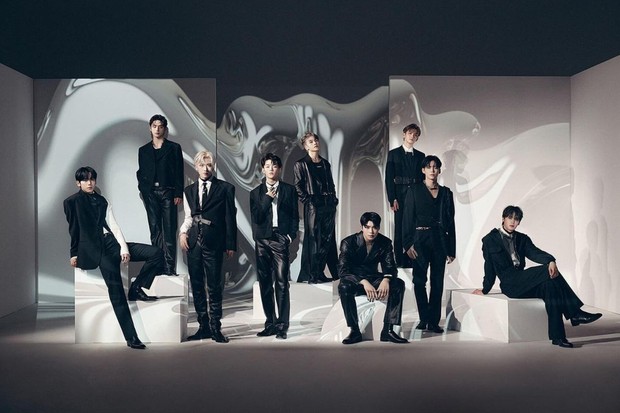 Potret ZEROBASEONE dalam foto konsep album 'Melting Point'/ Foto: instagram.com/zb1official Potret ZEROBASEONE dalam foto konsep album 'Melting Point'