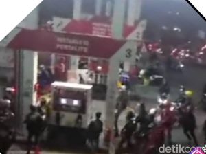 Geng Motor Keroyok Warga di SPBU Bandung, Ini 4 Hal Diketahui Geng Motor Keroyok Warga di SPBU Bandung, Ini 4 Hal Diketahui