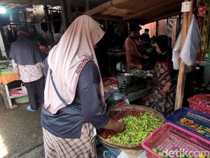 Tambah Pedas! Cabai Setan di Pati Harganya Tembus Rp 100.000 per Kg Tambah Pedas! Cabai Setan di Pati Harganya Tembus Rp 100.000 per Kg