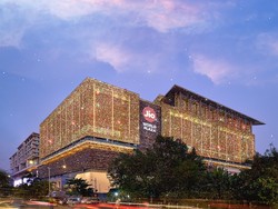 Istri Orang Terkaya Asia Buka Mall Mewah, Begini Penampakannya