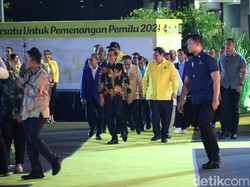 Dewa 19 di HUT Golkar, Jokowi-Prabowo-Airlangga Nyanyi Lagu Separuh Nafas